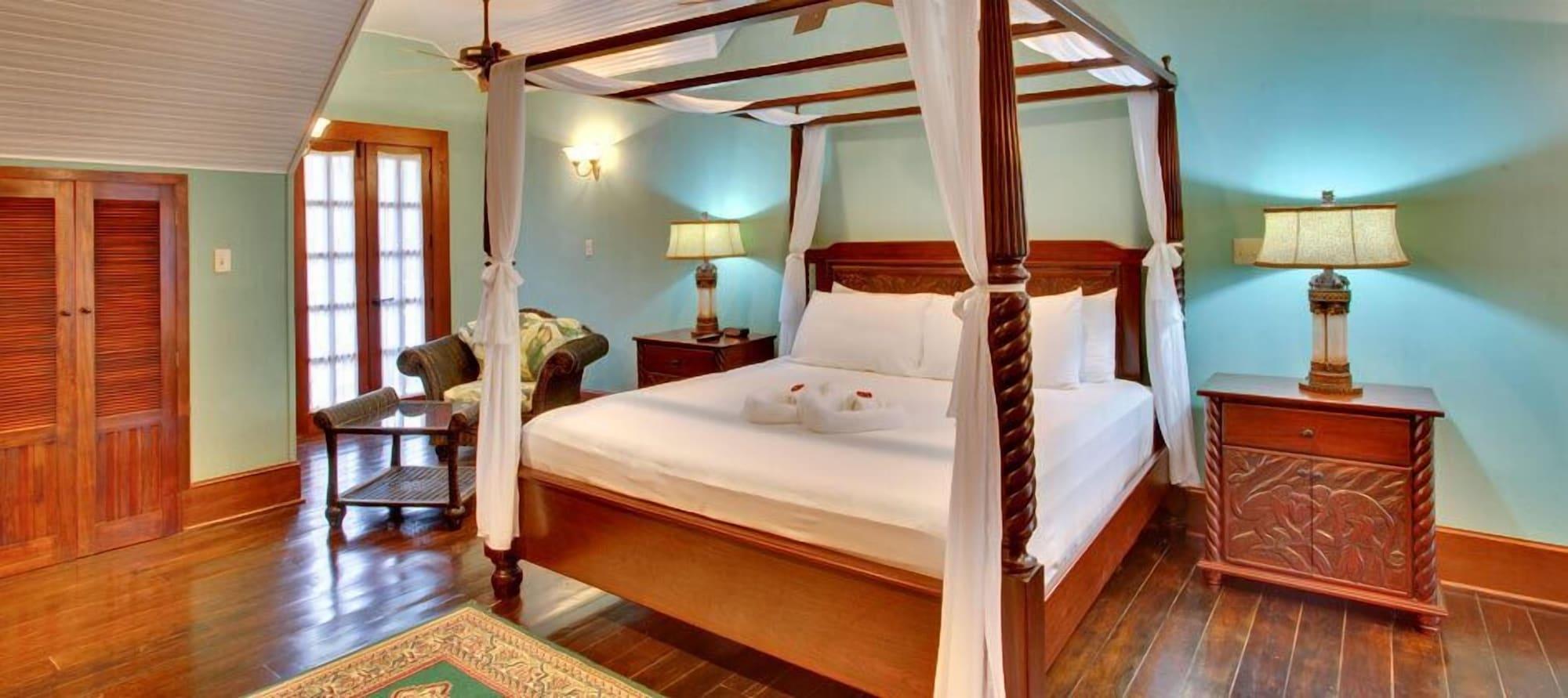 Mahogany Hall San Ignacio Esterno foto