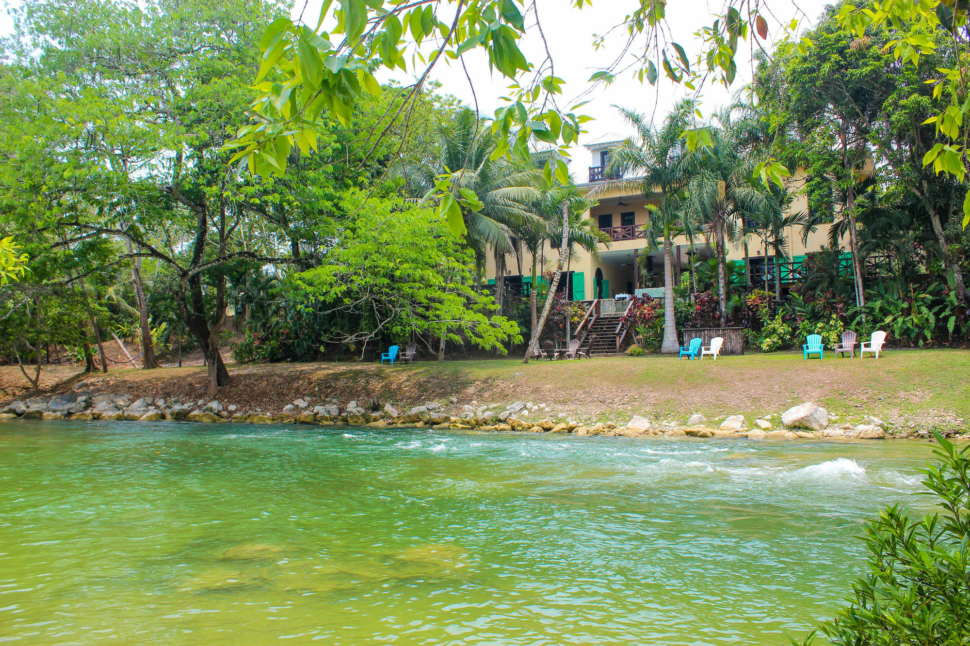 Mahogany Hall San Ignacio Esterno foto